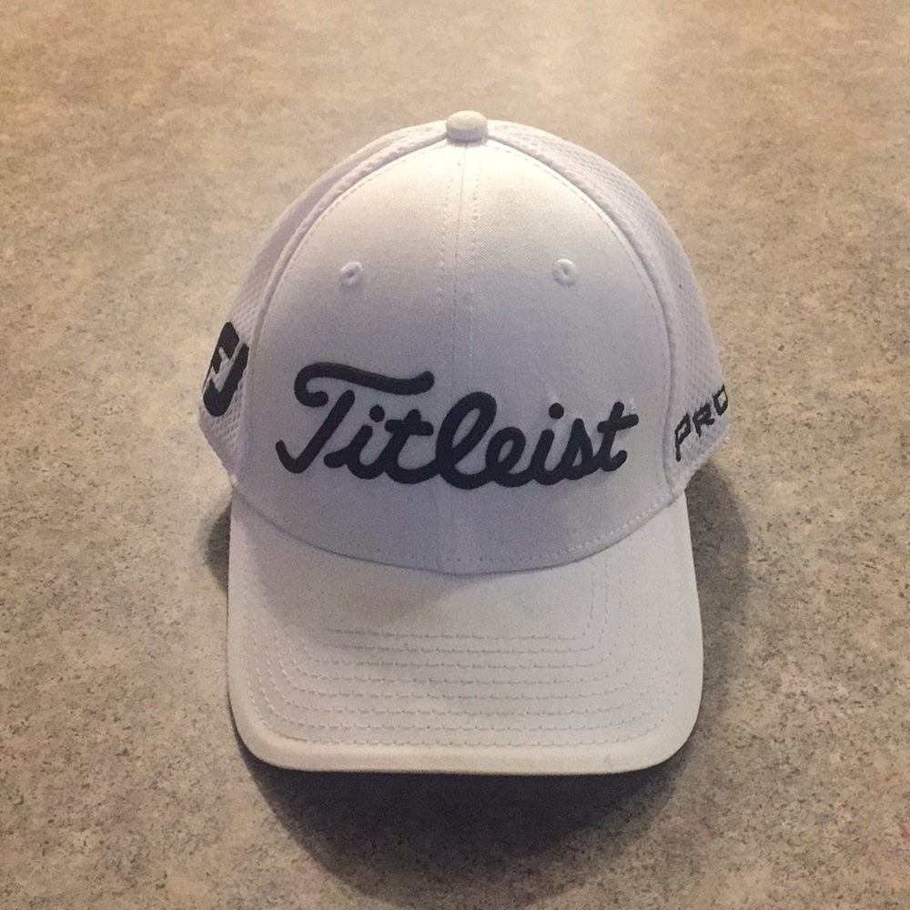 Titleist golf fitted hat